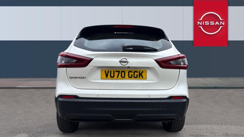 Nissan Qashqai 1.3 DiG-T Acenta Premium 5dr Petrol Hatchback